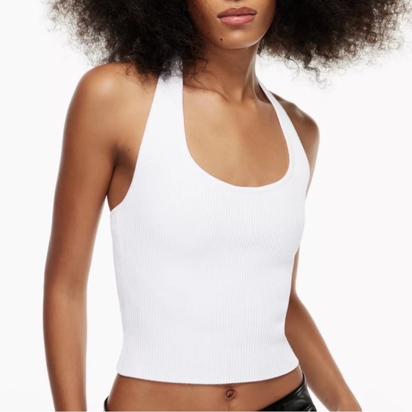 Sculpt Knit Backless Halter Top - Picture 3 of 3